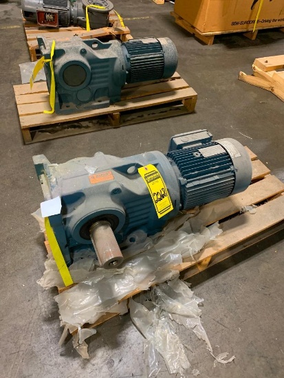 Sew-Eurodrive Gearmotor, 86.34:1 Ratio, 1730 RPM In, 20 RPM Out, 5-Hp, 330/575 V, 3-Phase
