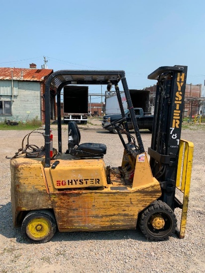 Hyster 5,000 Lb. Capacity LPG Forklift, Model S50XL, S/N A187V04364G (Parts Machine)