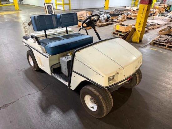 Western Electric Golf Cart w/ Portable Charger (Delayed Removal 9/4/2026)