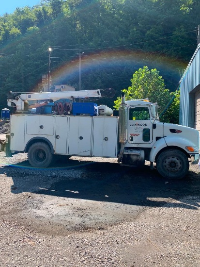 2006 Peterbilt Mechanics Truck, Miller Bobcat 225 G Plus Welder/ Generator, Hose Reels, Boss