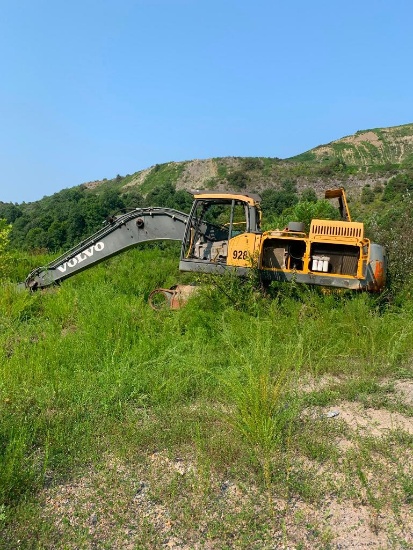 Volvo EC340DL Excavator, Pin# 210421, Asset# 928 (FIRST FORK LOCATION; Coordinates: 37.45088 Deg. N,