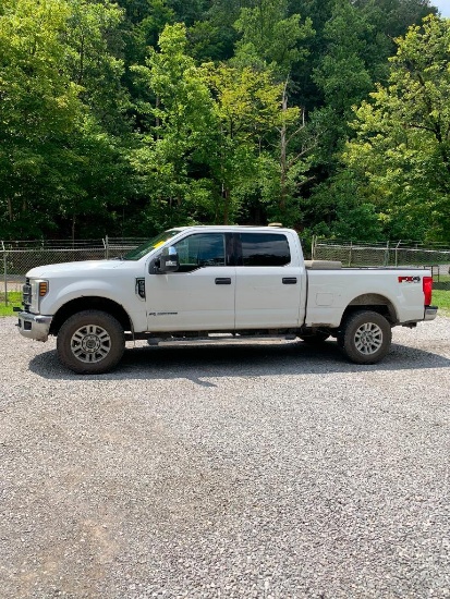 2019 Ford F-250 XLT Pick-Up Truck, 6.7 L Power Stroke Turbo Diesel Engine, Automatic Transmission, 4