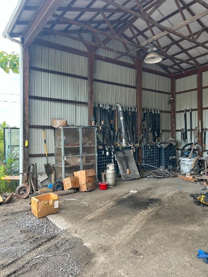 Content of Building Cat Parts, Filters & Hydraulic Hoses (LAUREL BRANCH LOCATION; Coordinates: