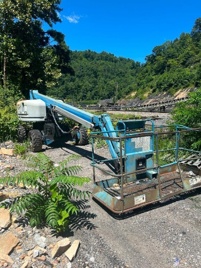 Genie S-45 Boom lift, Inline 4-cylinder Deisel Engine, Runs Needs Repairs, 36" x 84", 500 Lb. Cap