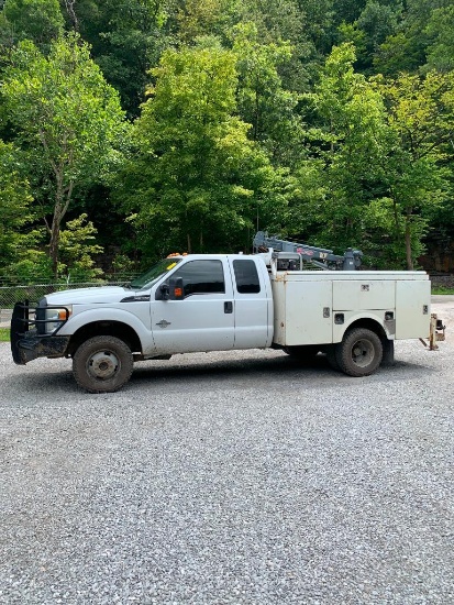 2016 Ford F-350 Super Duty Mechanics Truck, 6.7 L Power Stroke Turbo Diesel Engine, Automatic