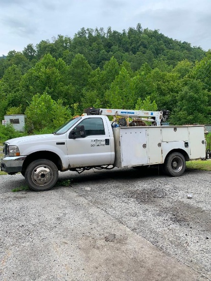 2004 Ford F550 Super Duty Mechanics Truck, 4-Speed + Od Manual Transmission, Auto Crane, Bench Vise,