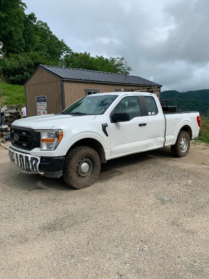 2021 Ford F-150 XL Pick-Up Truck, 6-Cylinder Engine, Automatic Transmission, 4 X 4, Extended Cab,