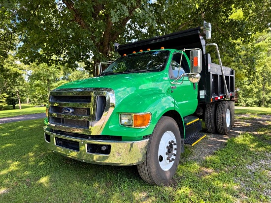 2015 Ford F650 Single Axle Dump Truck, Triton V10 Engine, Ledwell Bed, Auto tarp, Hitch, 31,232