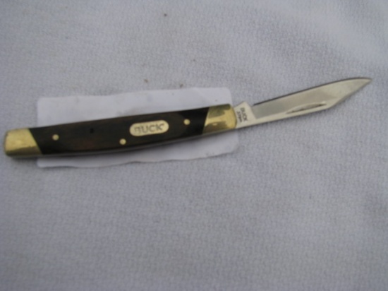Buck Model 379 single blade folding knife