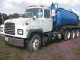 1999 Mack Model RD688s Vac Truck