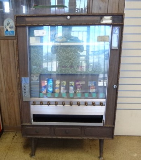 CC Delux Crown Series Candy Vending Machine