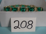 Stunning Beautiful Emerald & Diamond Gold Bracelet