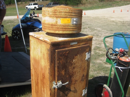 Antique GE Refer for the man cave or she shed