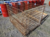 Collapsable wire basket with pallet