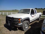 1999 Chevy 2500 ext Cab Truck