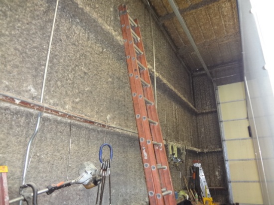 28' Extension Ladder Fiberglass