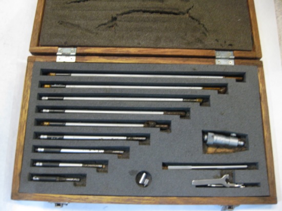 Mitutoyo Micrometer head Wooden case