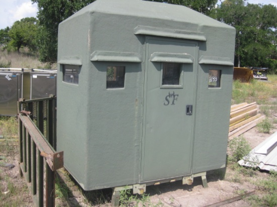 4'x6' Double Deer Stand with Legs and Ladder His and Hers