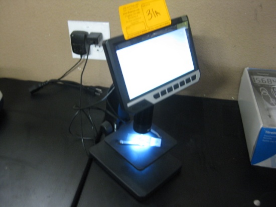 Microscope with lcd Screen