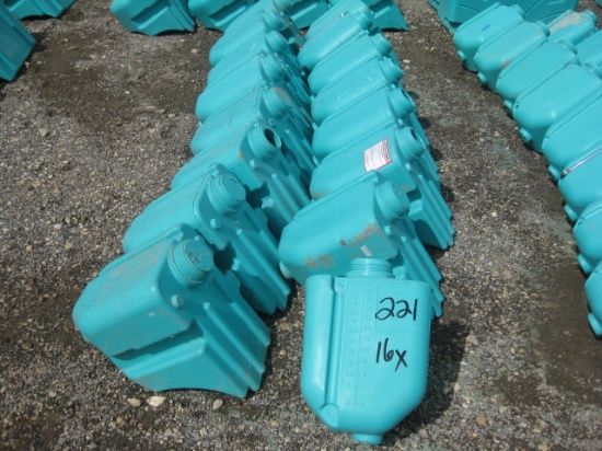 6 Gallon Spray Rig Tanks Condition Unknown