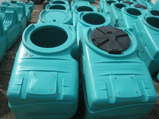 100 Gallon Spray Rig Tanks Condition Unknown