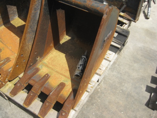 Mini Excavator 17" Bucket