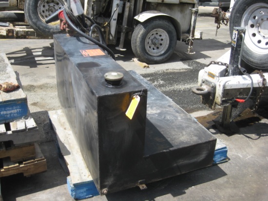 L-Shape Pickup Bed Fuel Tank and pump