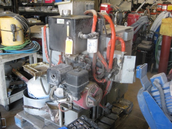 Titan ASE Model 650 Thermoplastic Fastmelt Milting Kettle Gas