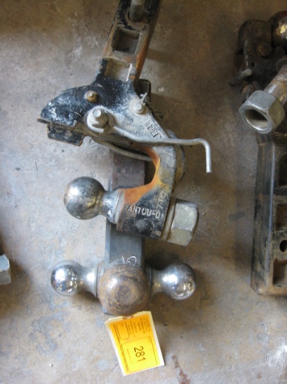 2" Receiver Hitches Ball and Pendle Hitch 2x$