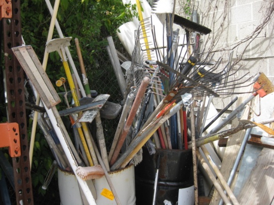 Large lot concrete hand tools