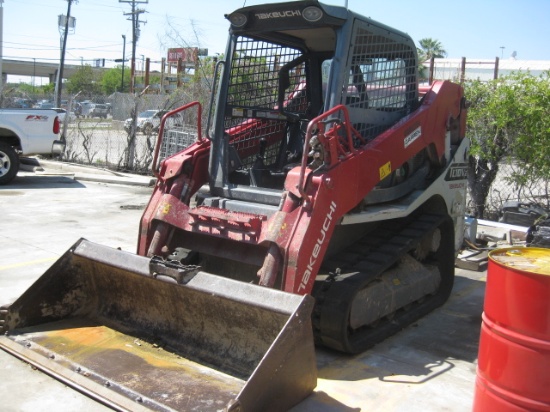 2019 Takeuchi Model TL 10V-2 Skid Steer SN# 110002194 Runs and Operates Hours 1965