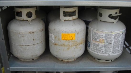 Small bbq style steel tanks