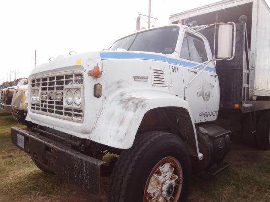 1976 GMC 9500 Detroit Engine w/ Jerr-Dan 24' Bed, GVWR 54,000. Bonded Title/Runs/Drives