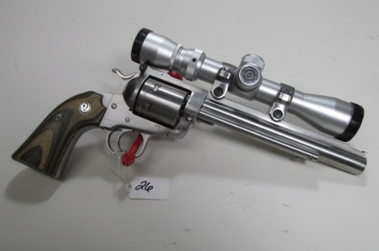 Ruger Model New Model Super Black Hawk 44 cal SN# 88-25558 with Simmons Scope 2-6x32 Custom Holster