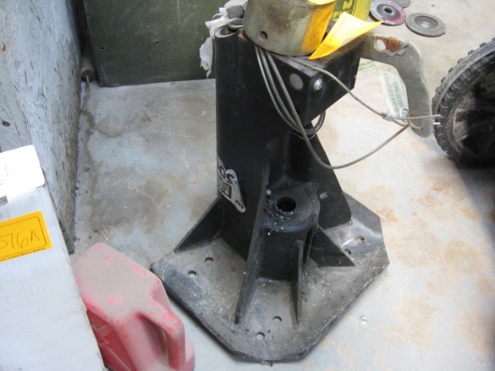 Fifth wheel to Gooseneck conversion