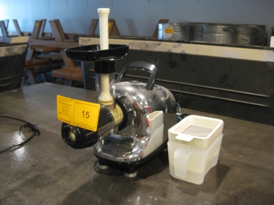 Omega Model 8005 Juice Extractor