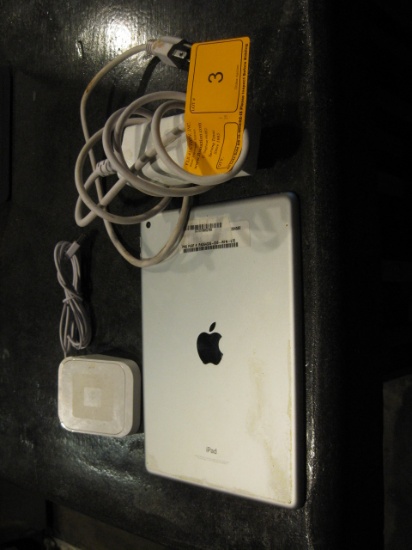 Apple iPad and Card reader