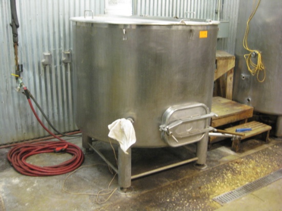 310 Gallon Stainless Steel Heated Tank