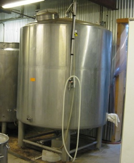 930 Gallon 30 BBL Hot Liquor Tank