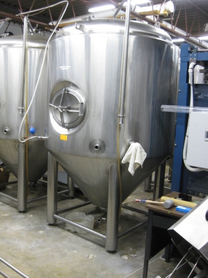 620 Gallon 20 BBL Fermentation Vessel Cone Bottom Stainless Steel Jacketed