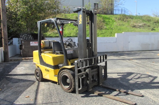 Yale Model GLP060VXEVSE093 6000lb Propane Forklift hrs 6296