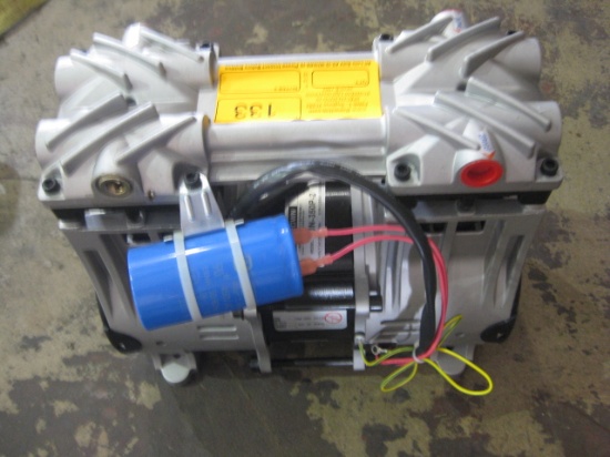 Unicrown Model UN350P-2 Vacuum Pump