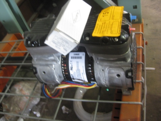Gast A7R645-101-N-470x Rockin Piston Oilless Pump