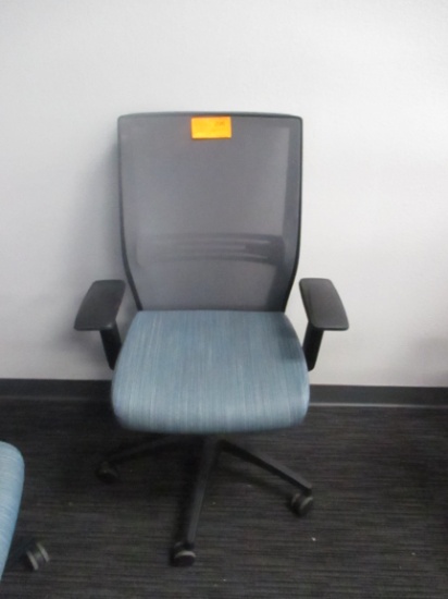 Mesh Back Blue Seat Task Chair