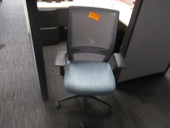 Mesh Back Blue Seat Task Chair