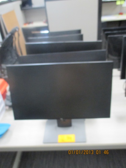 Dell 22" Flat Screen Monitors 3X$