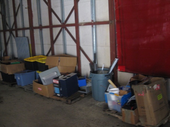 Pallets of misc Parts pipe fitting etc 5X$
