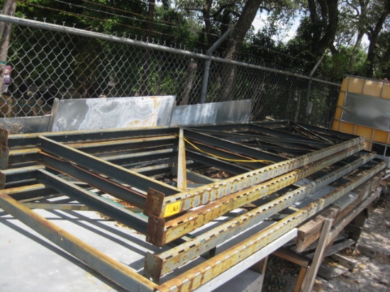 4 Pallet Shelving uprights