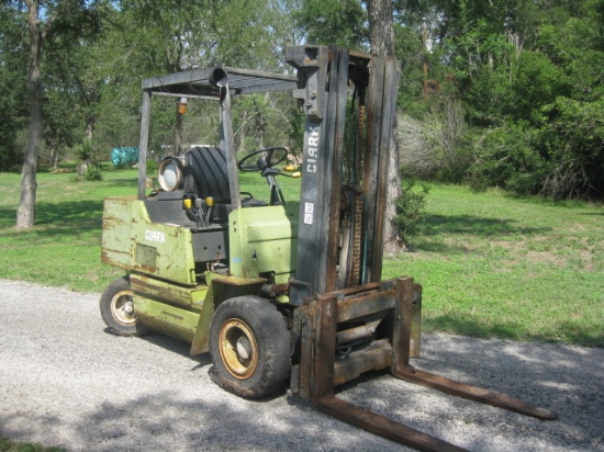 Clark Model GPS30I Propane Forklift 3-Stage mast and side Shift 2-Speed Transmission *