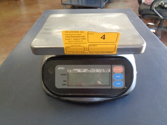 AND Model SK-5000WP Scale